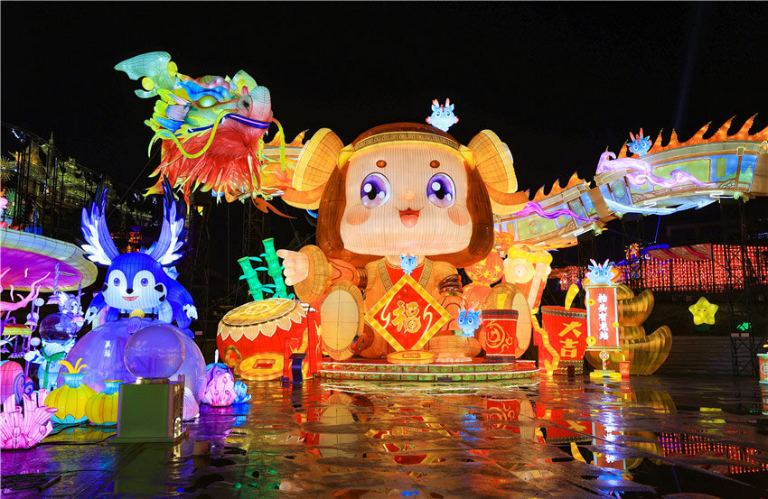 榮耀峽谷——巨型“魯班七號(hào)”。自貢市委宣傳部供圖